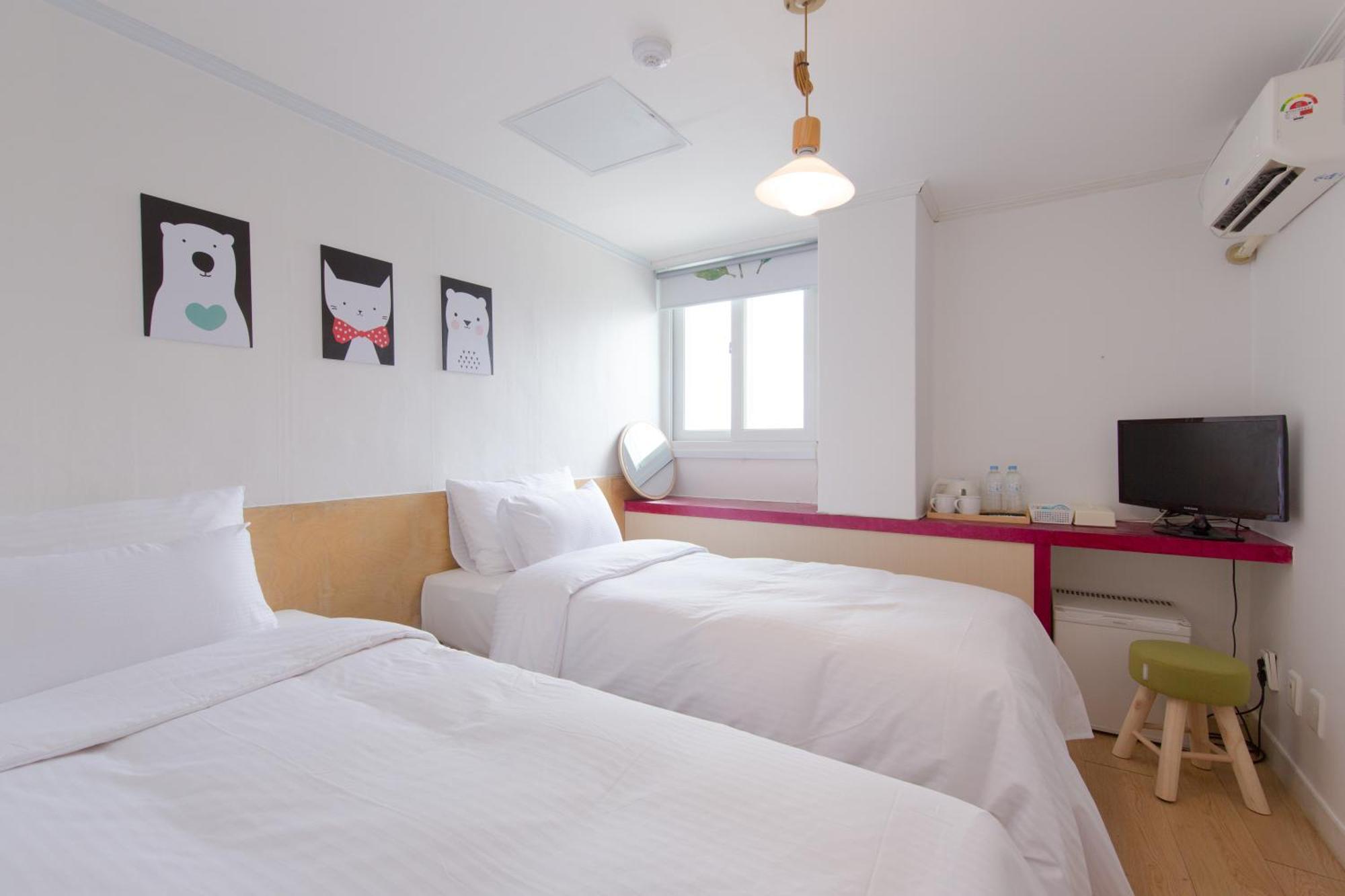 Travel Monster Hotel Seoul Exterior photo