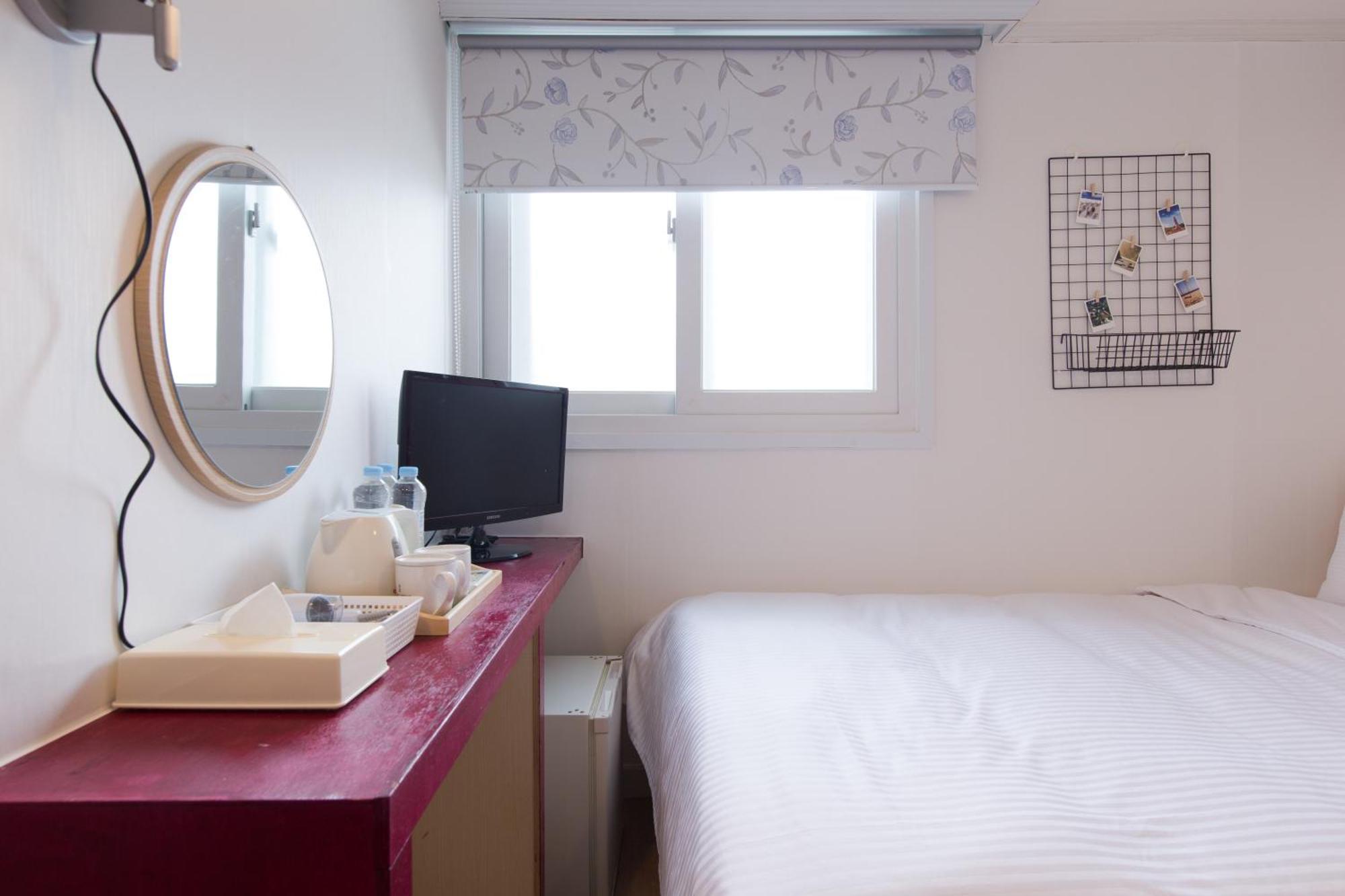 Travel Monster Hotel Seoul Exterior photo