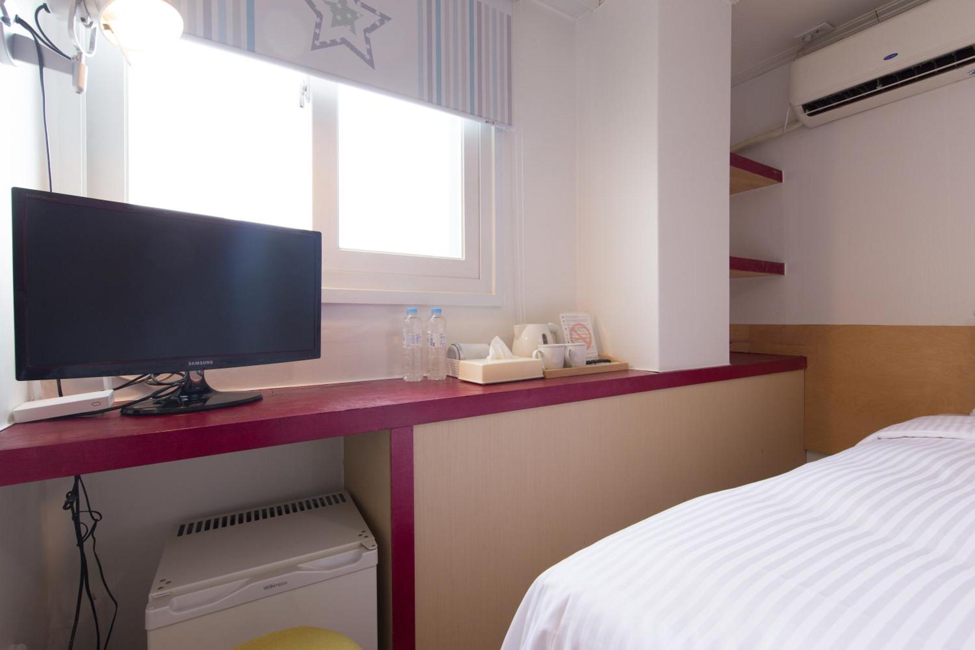 Travel Monster Hotel Seoul Exterior photo