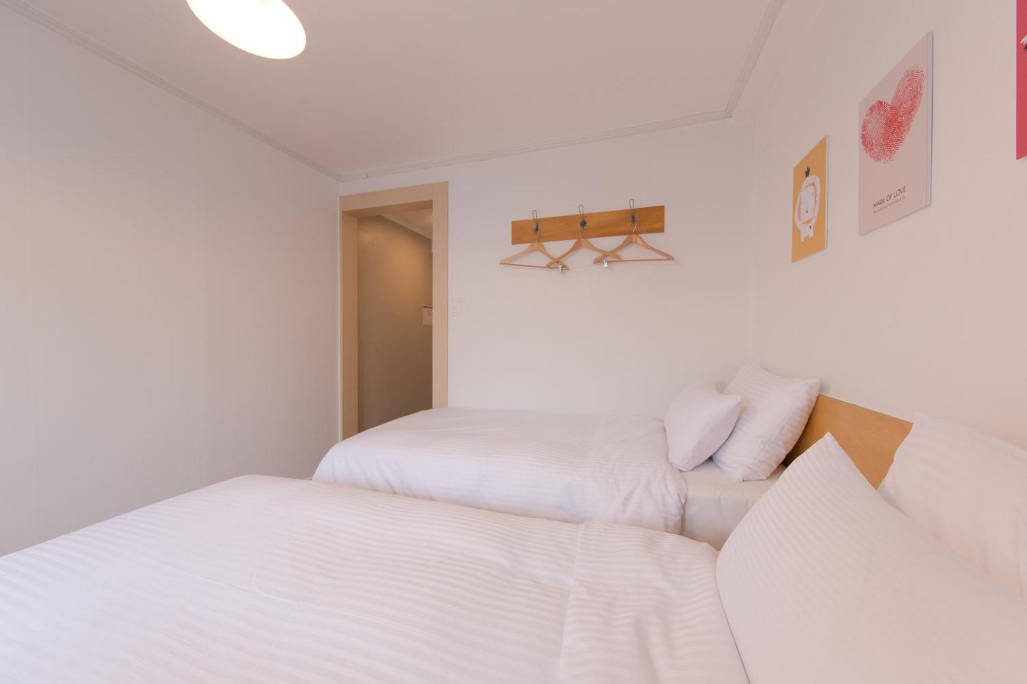 Travel Monster Hotel Seoul Exterior photo