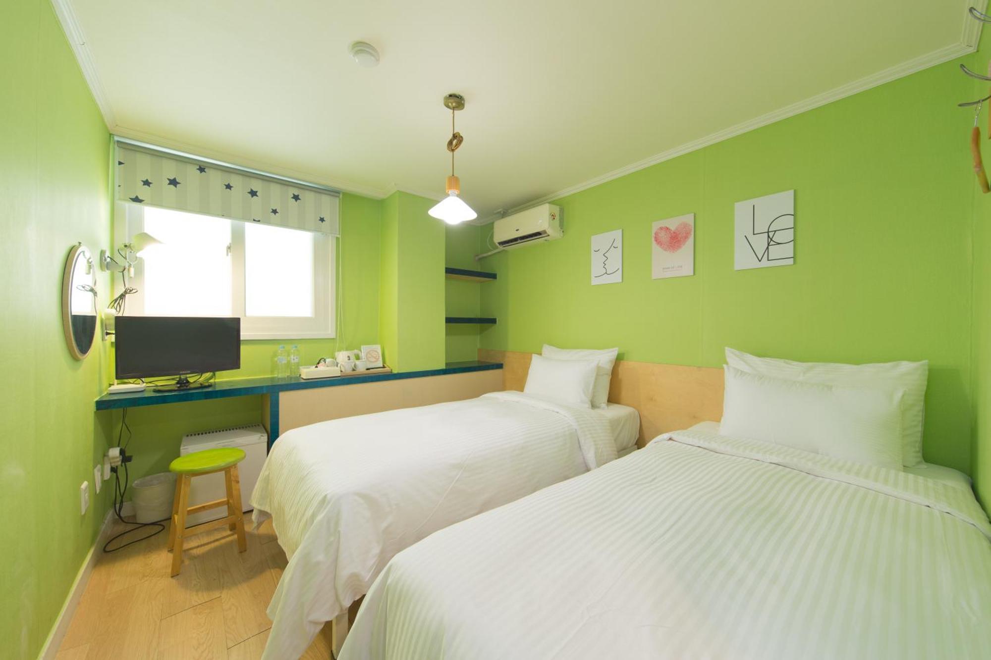 Travel Monster Hotel Seoul Exterior photo