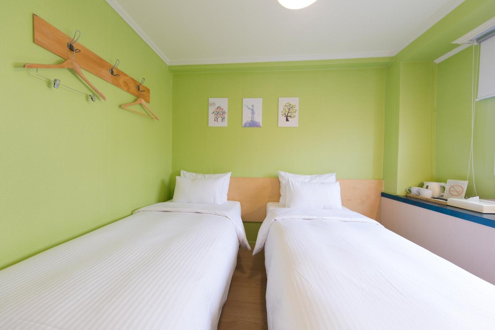 Travel Monster Hotel Seoul Exterior photo