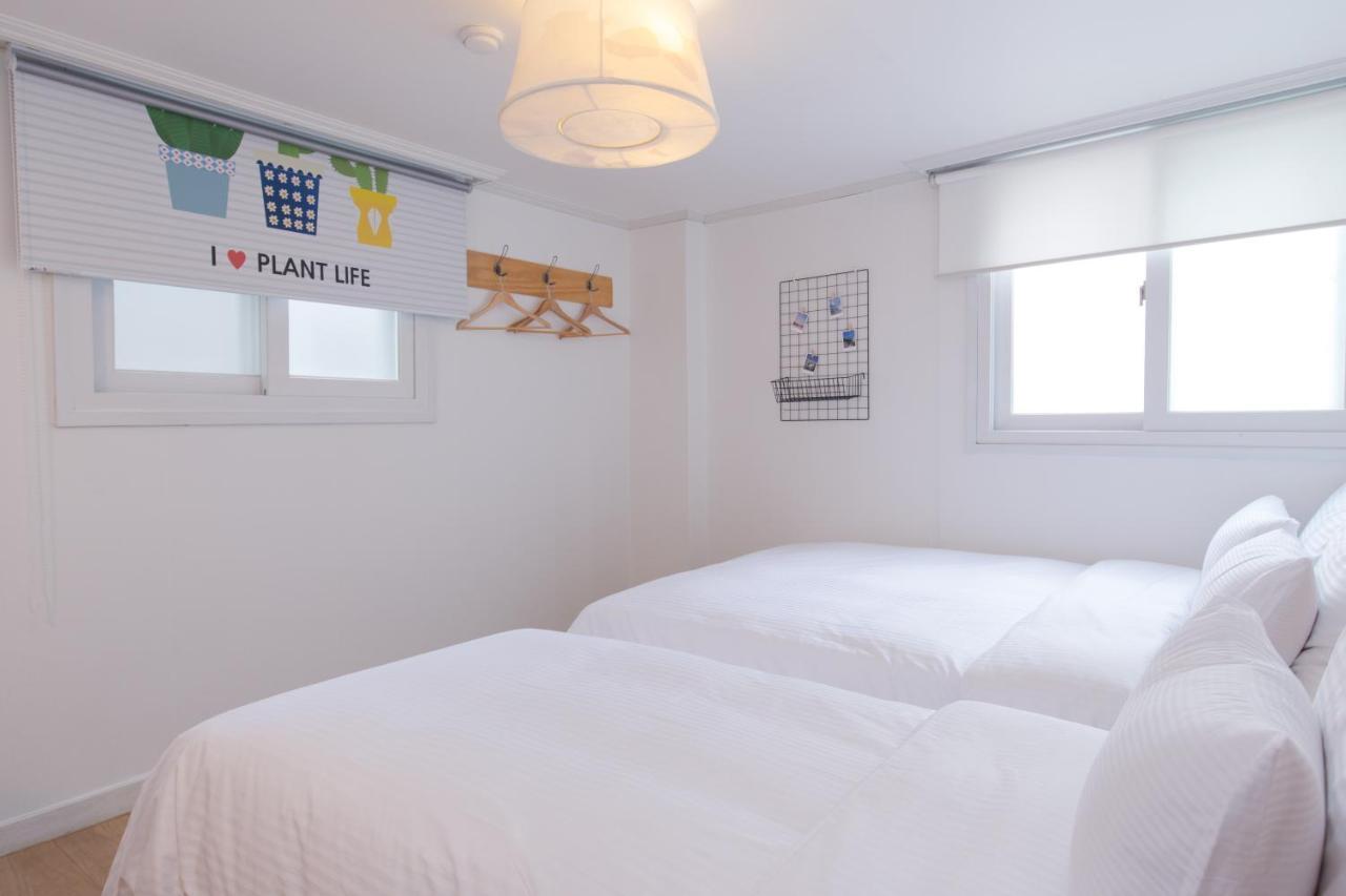 Travel Monster Hotel Seoul Exterior photo